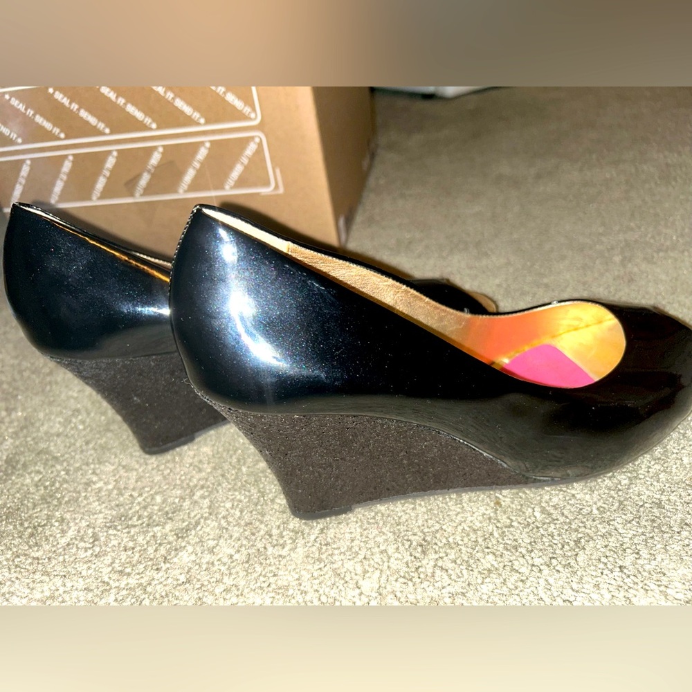 Lilly Pulitzer Black Wedge Peep Toe Wedges, Size 9.5